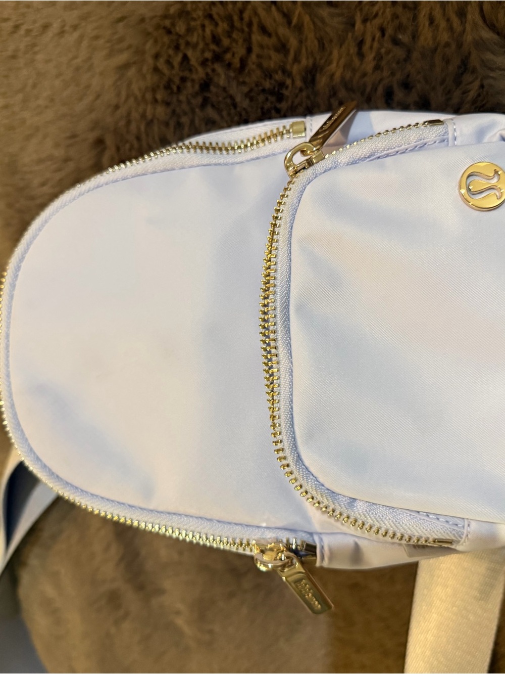 Light purple Lulu 🍋 Women's small Crossbody Bag with Gold Hardware